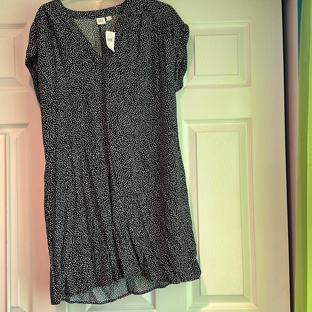 Short sleeve GAP polkadotted women’s dress